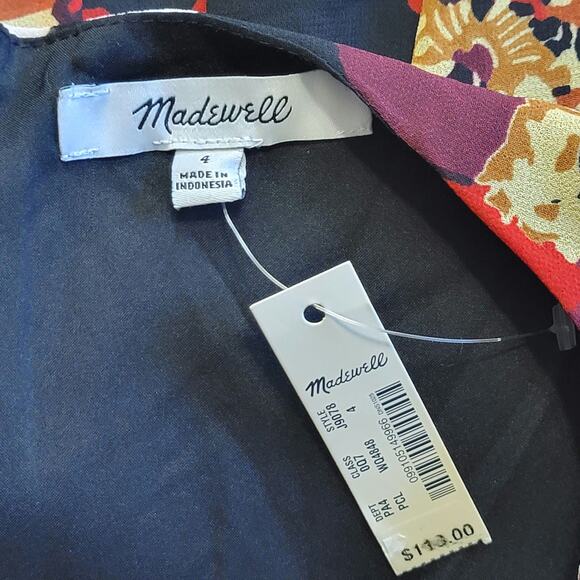 Madewell Black Red Floral Mini Dress V Neck Short Sleeve Fit and Flare Chic 4 - Picture 13 of 16